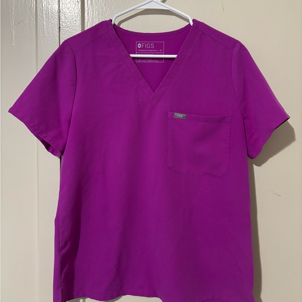 FIGS Catarina Scrub Top (MEDIUM)